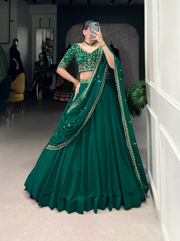 Lehenga Choli

A georgette story with a glamorous end