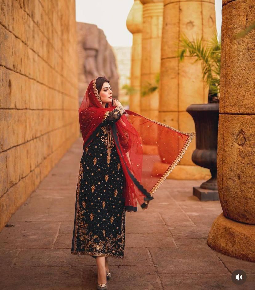 NEW KURTI SET IN GEORGETTE FABRIC WITH SEQUINS & ZARI EMBROIDERY WORK