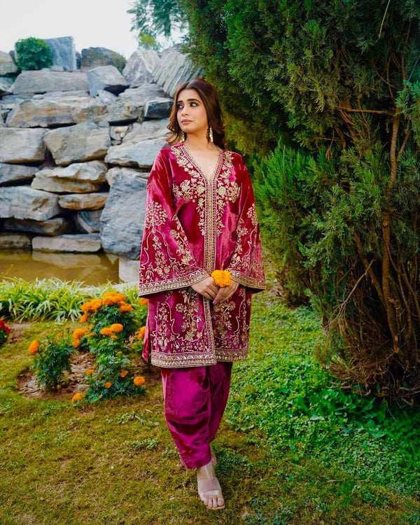 PRESENTING NEW VELVET KURTI-PLAZZO SET