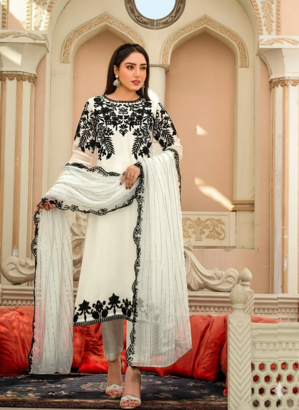 Luxury Collection in TUNIC STYLIST Pant, Top, Dupatta