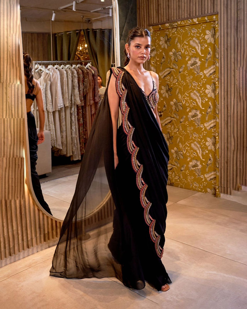 Faux Georgette Febric With Thred & Sequnce work Saree