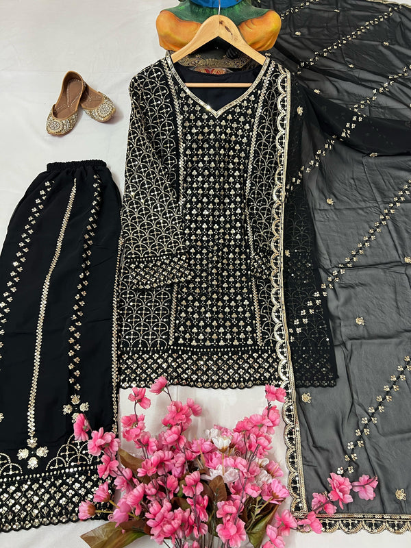 ENHANCE THE BEAUTY OF YOUR WARDROBE WITH THIS NEWLY LAUNCHED KURTI & PLAZZO